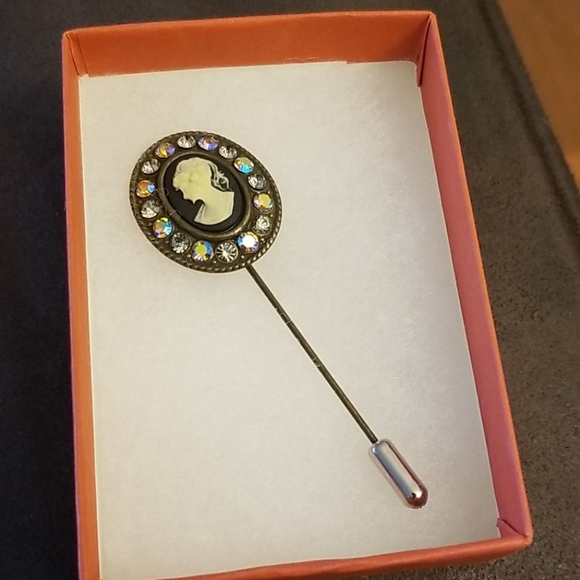 SadeDesign Cameo Stick Pin - Picture 3 of 6